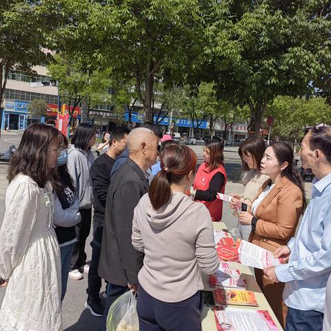 蓝田少数民族流动人口服务站开展民族团结进步创建 “进宗教场所、进社区、进小区”宣传活动