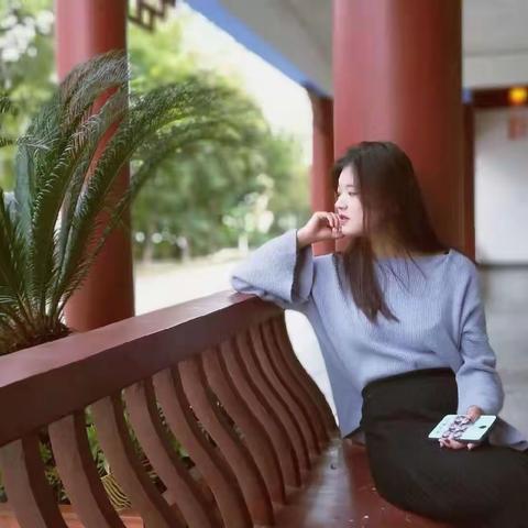 《暖春至，正是阅读好时光》