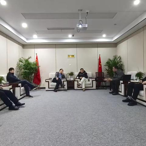 清丰县先进制造业开发区党工委书记师敬川带队赴上海满久实业有限公司进行考察