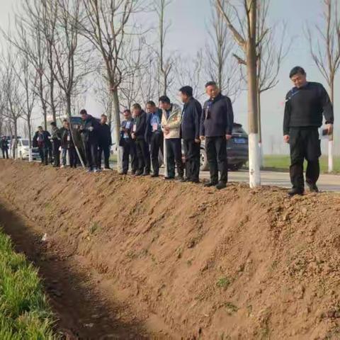 观成效 找差距 促提升——曹河乡人大代表联络站组织代表开展人居环境整治逐村观摩活动