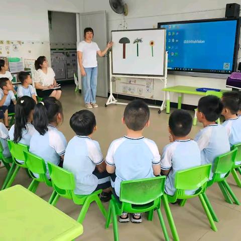 大班数学活动《比高矮》——琼海市潭门镇中心幼儿园测量课题教研纪实（一）