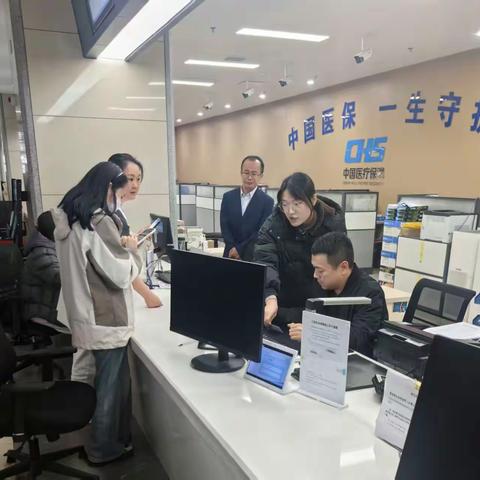 一线走流程，现场解难题——莲湖区人社局优化营商环境在行动