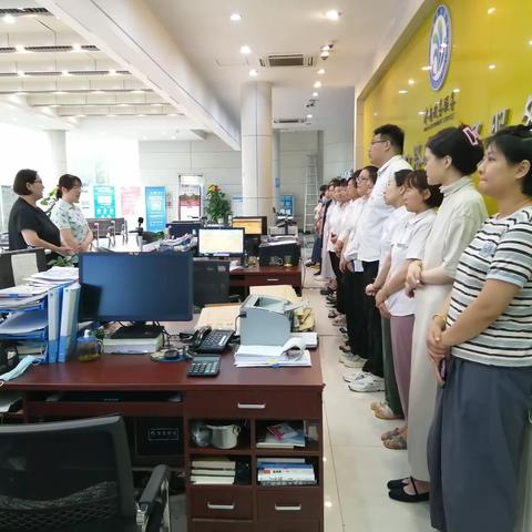 【筑基赋能 暖心堤口】堤口路街道便民服务大厅召开工作例会