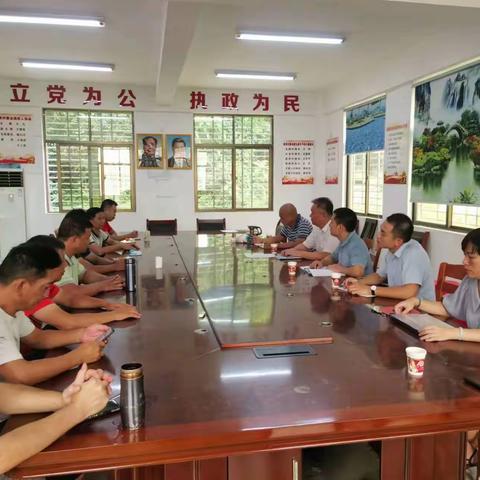 谢丽果律师在武来村委会开展禁毒宣传专题法治讲座