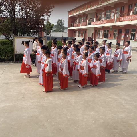 “双减”诵读民族经典，传承中华文化 ——《弟子规》侯寨小学诵读比赛排练篇