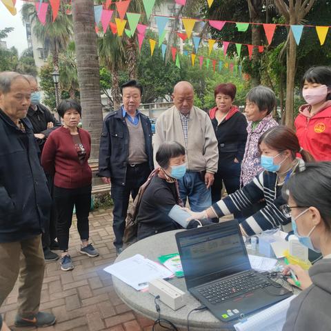 建中社区开展“守护健康 情系居民”义诊活动
