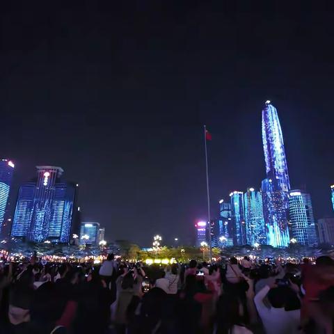 鲁豫先生的文章