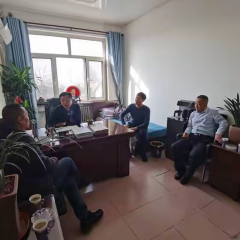 抚宁区资源规划局驻西峪沟村下沉工作队开展入户走访调查活动