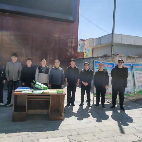 抚宁区资源规划局开展 “4.22”世界地球日宣传活动