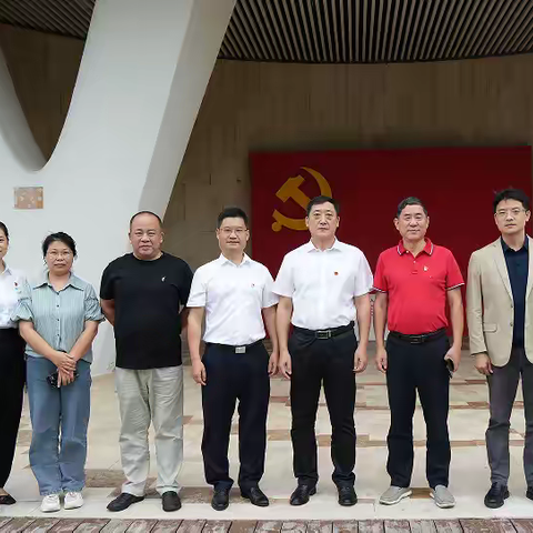 省非公有制经济组织综合党委到三亚凤凰岛党群服务中心开展党建调研工作