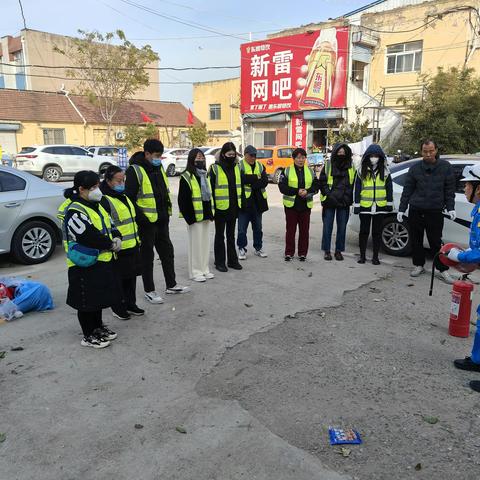 淄川区般阳路街道东关社区开展应急救援演练