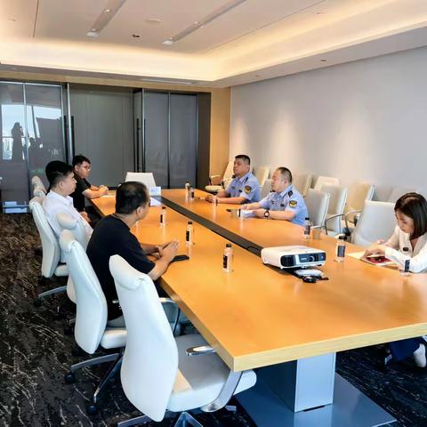 文景路市场监管所召开辖区内新能源汽车充电设备经营企业合规经营行政指导会