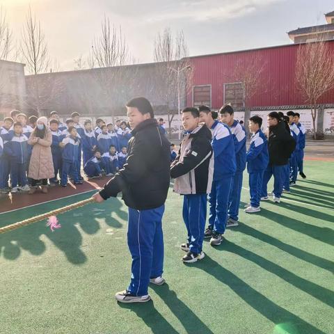 拔河比赛促团结，凝心聚力展风采——肥乡区辛安镇中学开展拔河比赛