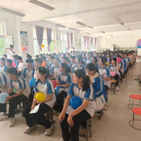 根植母校，叶茂四方——苏集镇龚楼中学初三毕业典礼