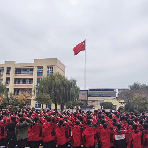 菏泽市定陶区张湾镇中学期中考试总结表彰大会圆满落幕