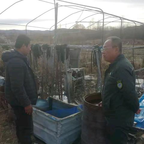 筑牢绿色防线！江边林场开展森林防火安全排查行动