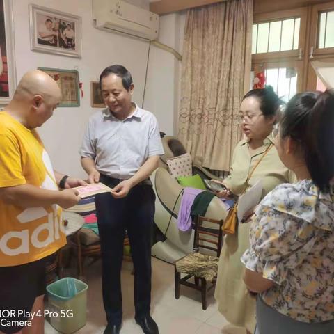 慰问抗战老兵，传递温暖真情