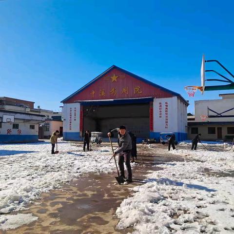 中溪村春节前人居环境整治行动