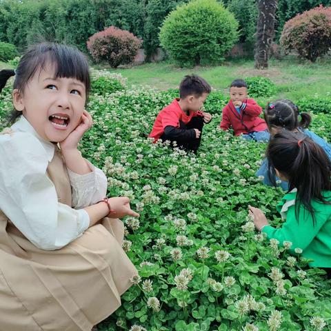 春·趣——趣味春天，我们有约   ——潘集区机关幼儿园开展幼儿赏春活动