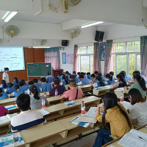 初夏酥雨润人心，送教下乡传真情 ——清新区初中数学研训基地到鱼坝学校“送教下乡”活动