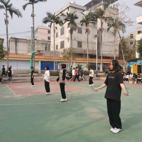 以测促练，助力中考——藤县第三中学2023年体育中考第一次模拟考试