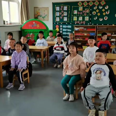 《南蔡村镇中心幼儿园宣传活动七》我是最美劳动者