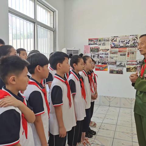 全环境立德树人||国防红色教育在我心——寿光市圣城街道北关小学学子走进对越参战老兵活动室