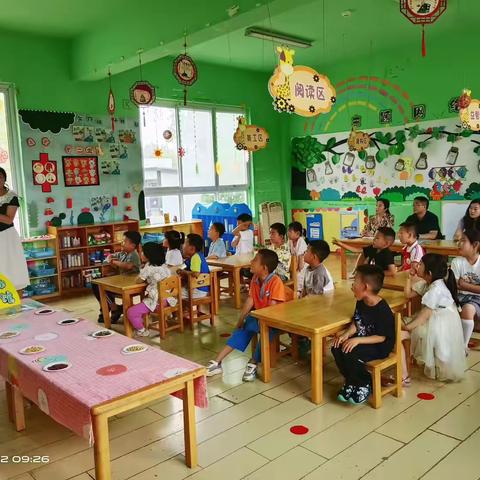 “在讲赛中磨炼 在磨炼中成长”石桥小学附属幼儿园参加学区青年教师听课活动