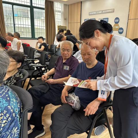 打击假币犯罪 维护人民币信誉