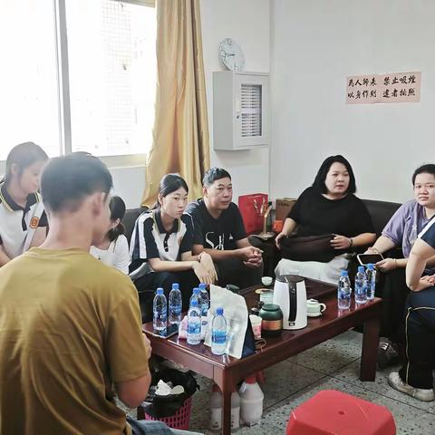 家校相约进课堂，教研赋能促成长——学前教育部家长开放日暨夏海容名教师工作室课例研讨活动纪实