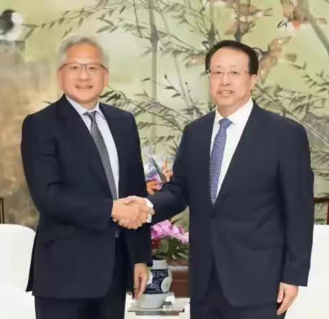 上海与英伟达“双向奔赴”！龚正会见黄仁勋，透露出哪些AI合作新信号？​​
