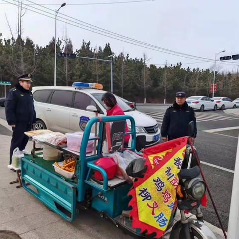 站好“护学岗”，守好“求学路”