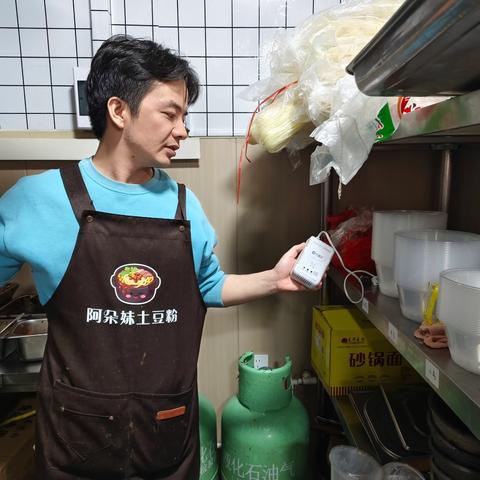 心治理•放心平安家‖法士特社区燃气安全检查行动：筑牢安全防线