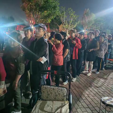 双节福利“加班送”！前魏华庄社区的暖心事正在上演