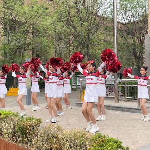 趣味游戏展风采，阳光少年绽芳华——阳光实验小学班级趣味游戏活动