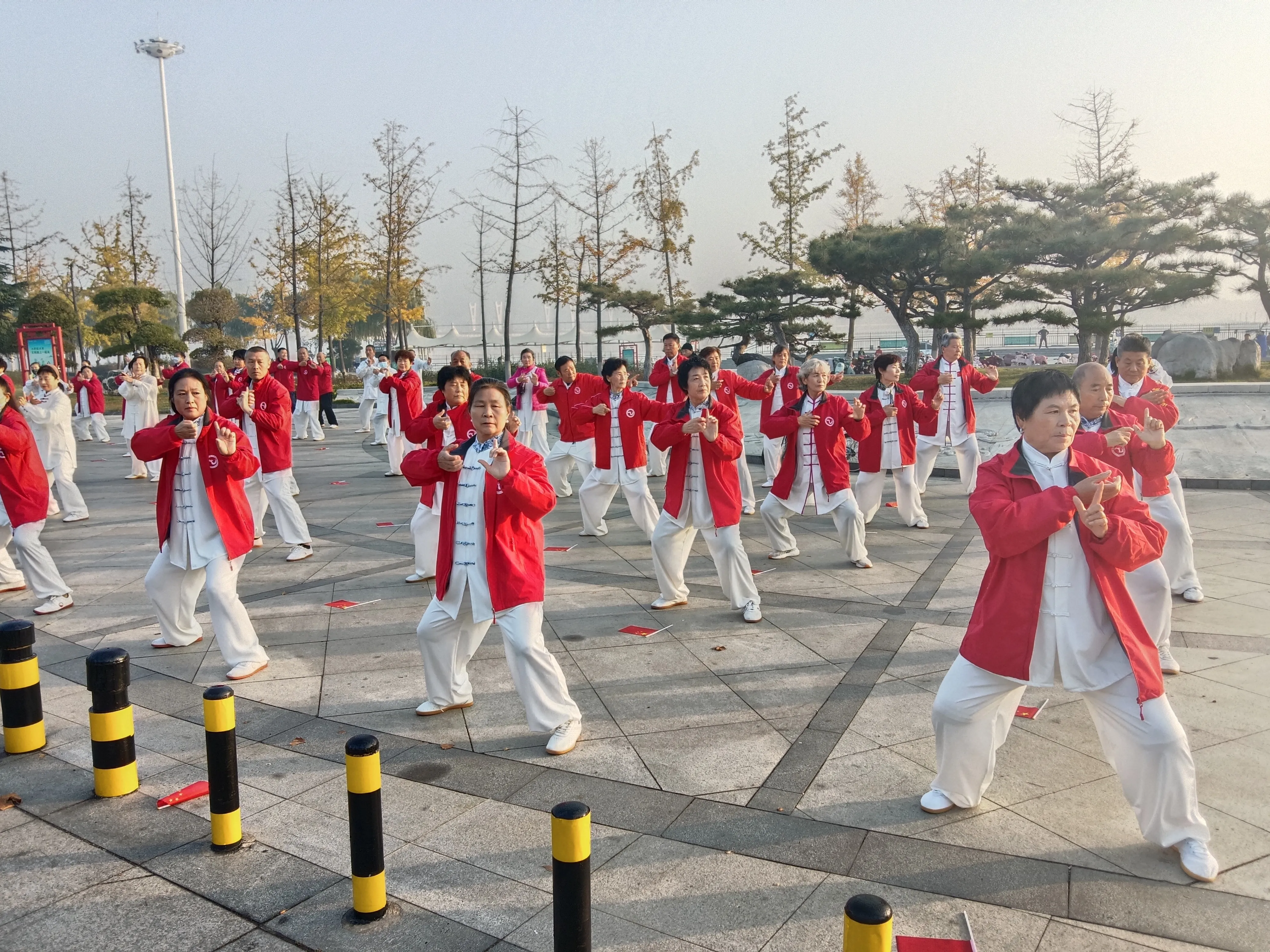 简篇-助力马拉松，宣传全民健身