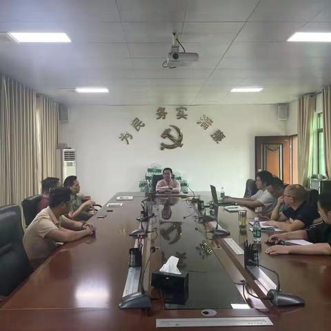 政企联动 筑牢安全稳定防线