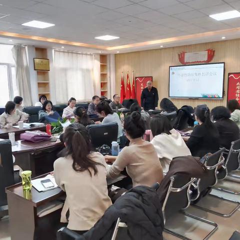 乌海六中英语组集体备课活动纪实