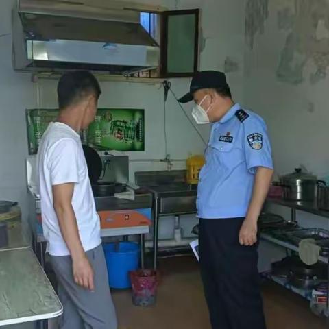 【六村堡派出所】深入辖区开展消防安全检查