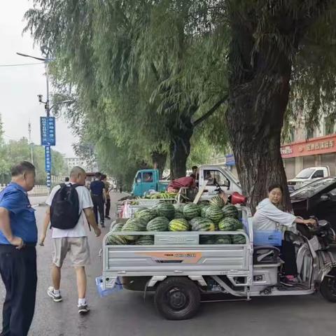 规范市容秩序常态化 提升城市管理精细化