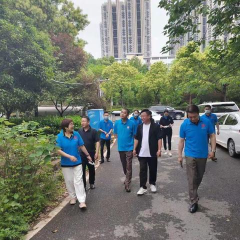 代表“三进”活动深入基层察民情解民忧暖民心