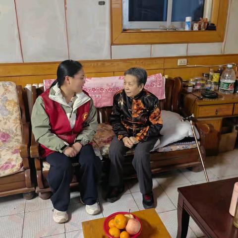 邻里守望暖“新”行 情系独居老人心