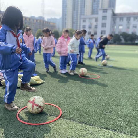 实验学校体育课掠影！