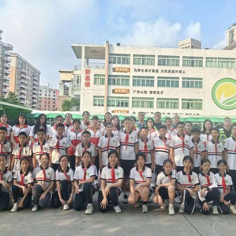 605护学岗，共铸校园安全新篇章