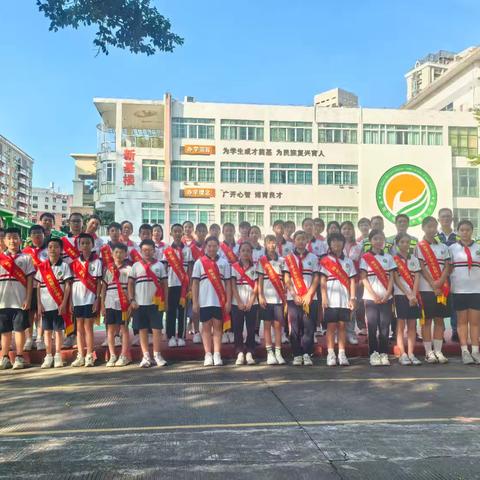 温情守护暖开学-605护学岗记录