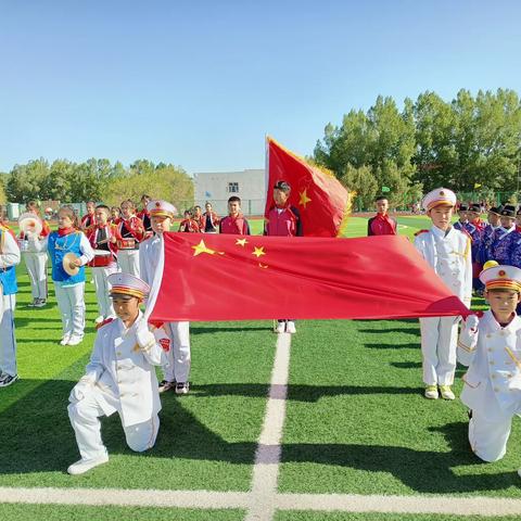 “传承文化·放飞童心·歌声飞扬 ” 乌拉斯特镇小学六·一体育艺术节