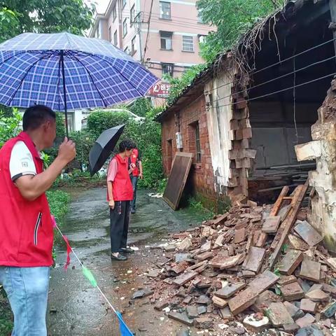 坚持人民至上 ，筑起防汛防台的“铜墙铁壁”