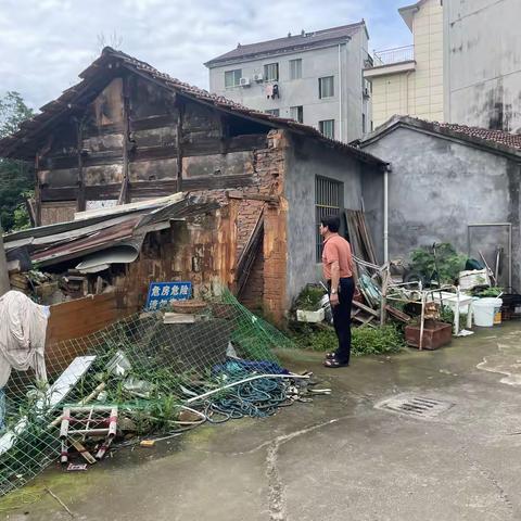防汛防台齐发力 筑牢安全“防护堤”