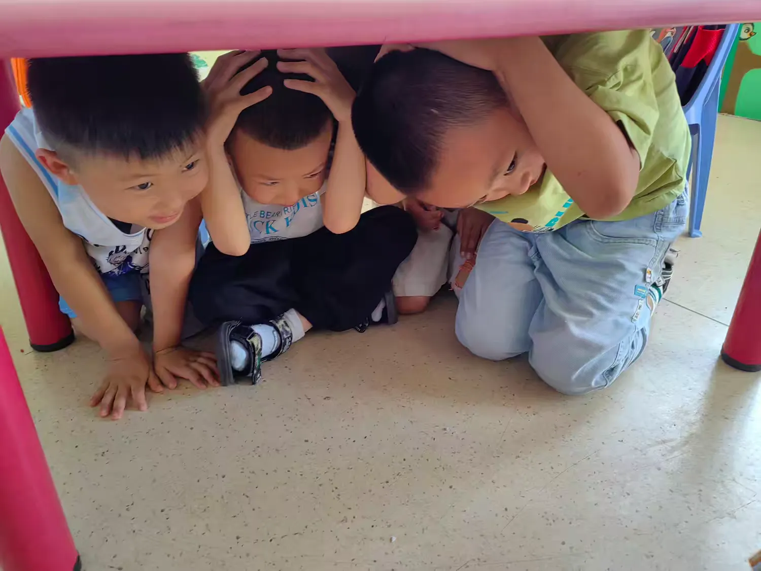 简篇-王村社区幼儿园“防震演练、安全相伴”防震减灾主题活动