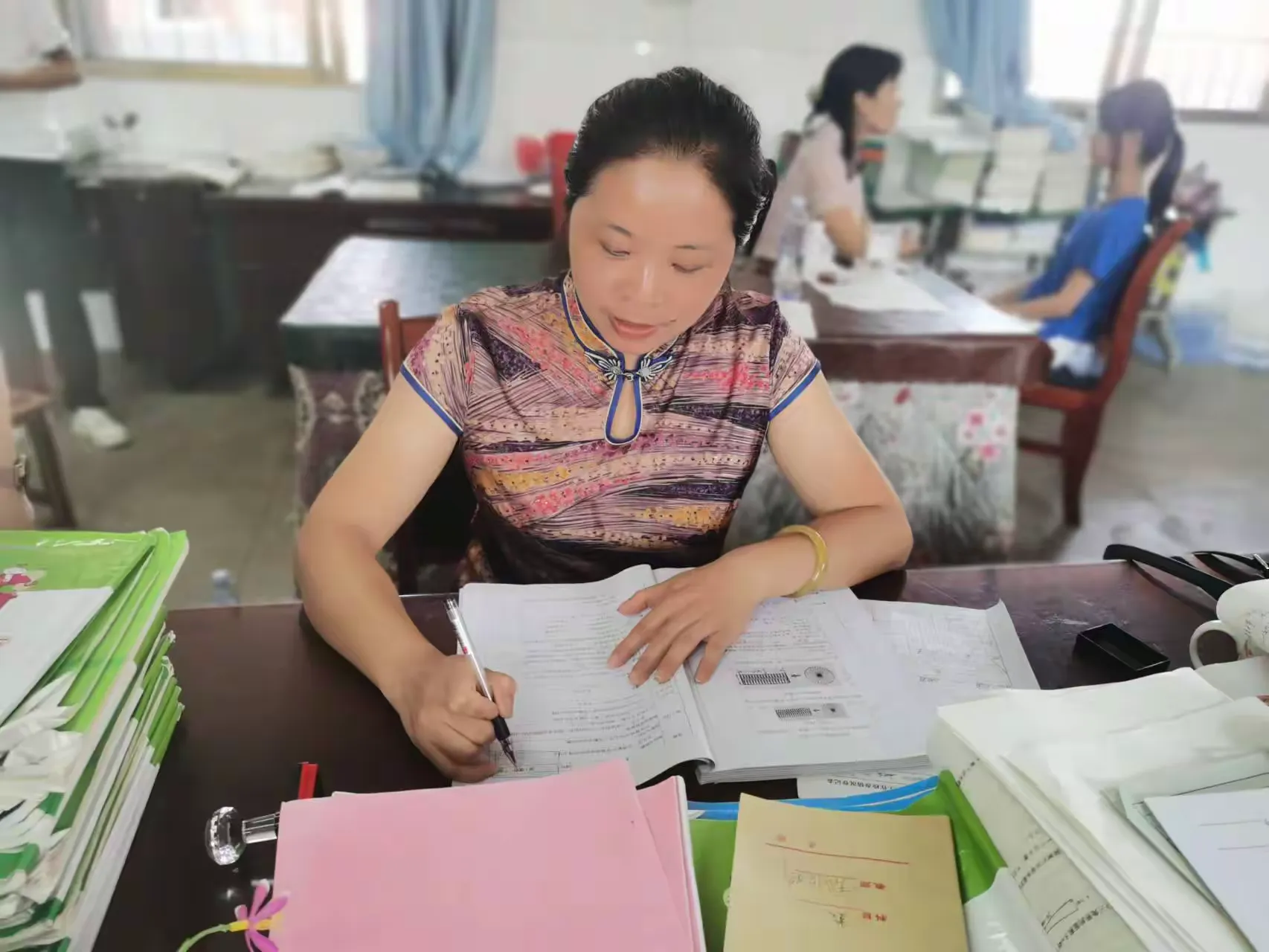 简篇-聚焦常规检查 收获学期硕果——隆回县桃花坪街道东方红小学期末常规检查